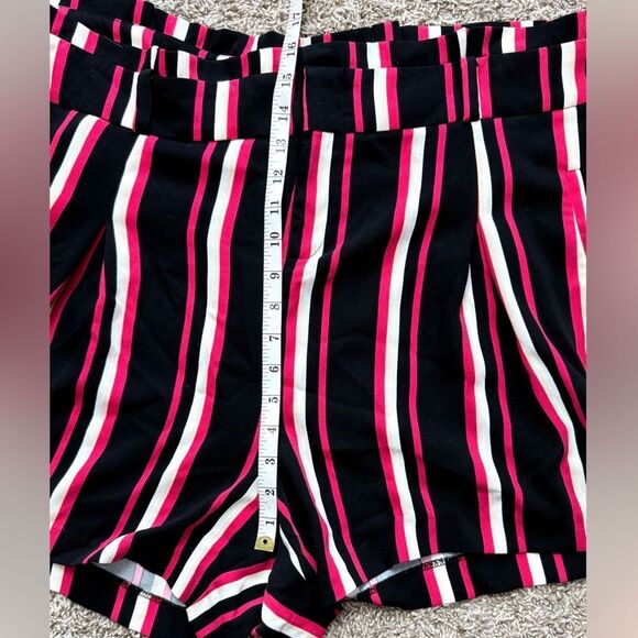 Torrid Red, Black & White Striped Shorts - Picture 4 of 6